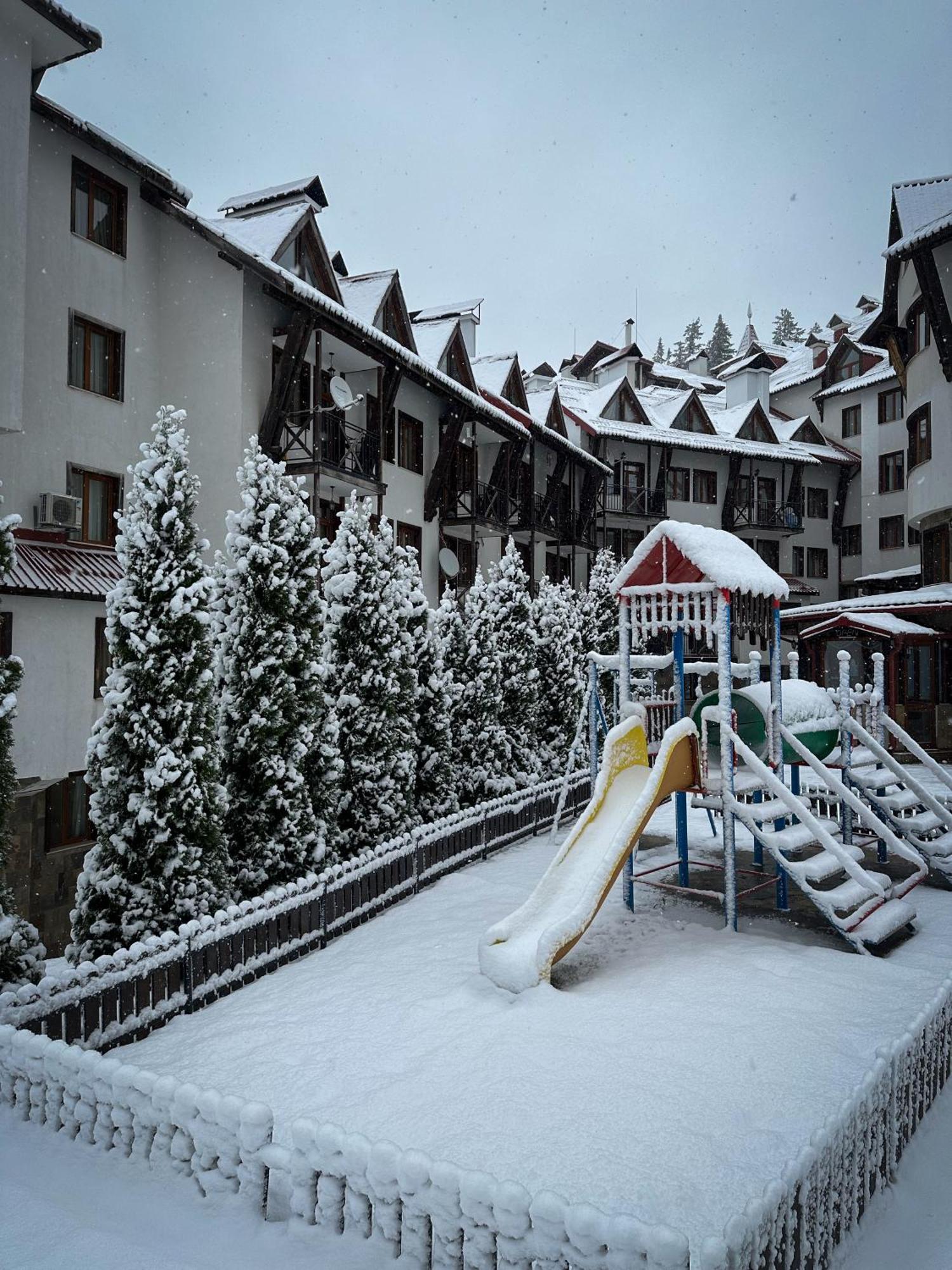 Castle Romance - Pamporovo Luaran gambar